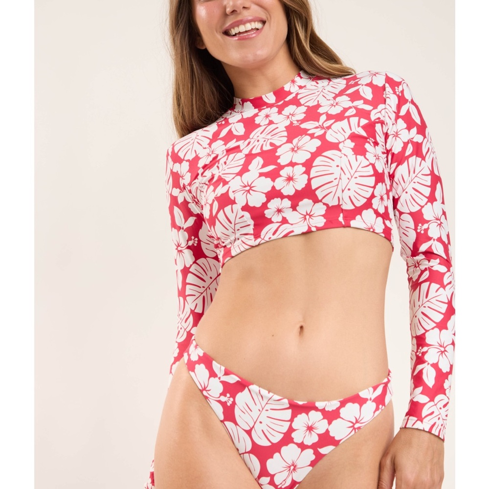 NWT Rio de Sol Top Pua Hibiscus Reef Tropical Floral Long Sleeve Swim Coverup S